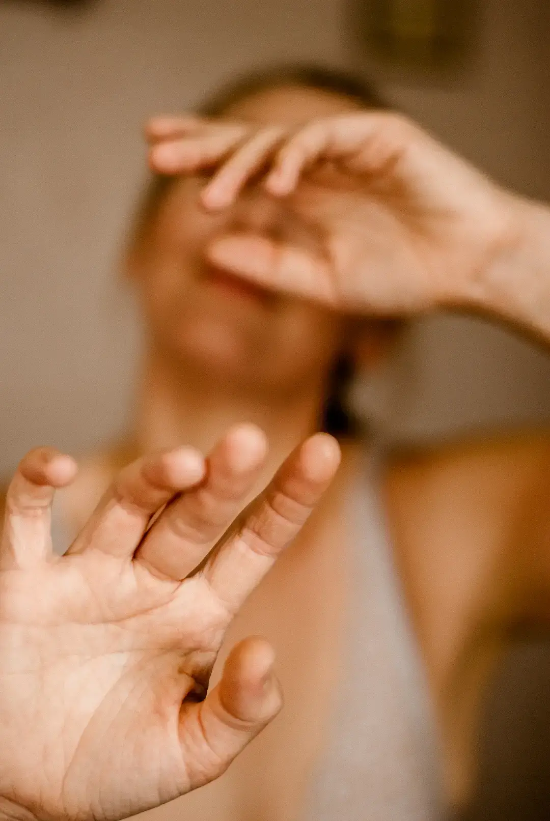 Automassage kobido avec les mains